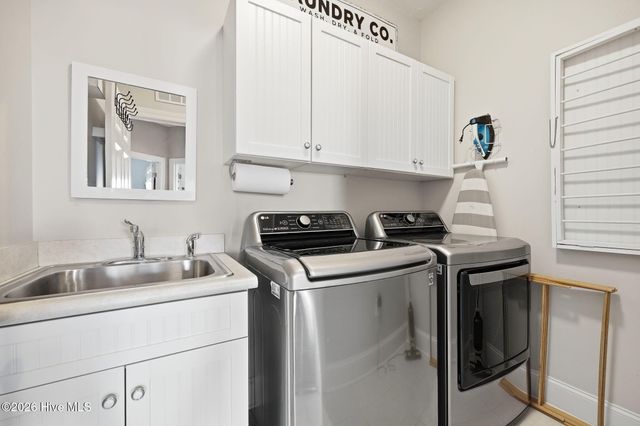 203 S Academy Street, Washington, NC 27889