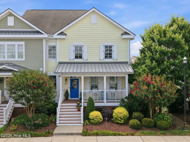 203 S Academy Street, Washington, NC 27889