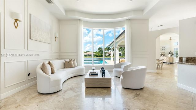14443 S Jockey Cir S, Davie, FL 33330