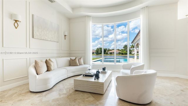 14443 S Jockey Cir S, Davie, FL 33330