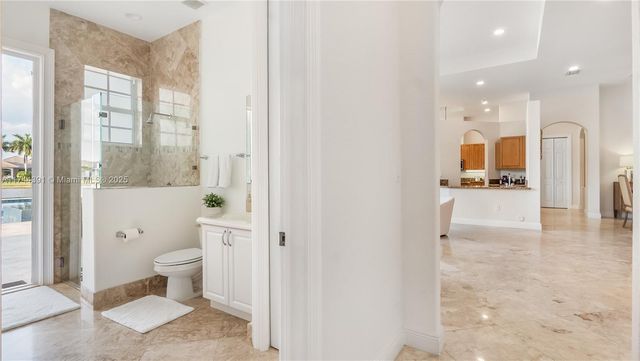14443 S Jockey Cir S, Davie, FL 33330