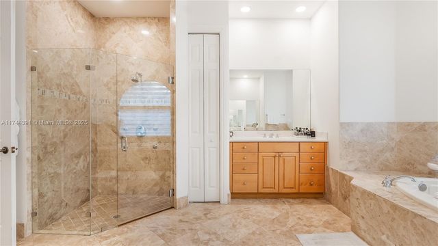 14443 S Jockey Cir S, Davie, FL 33330