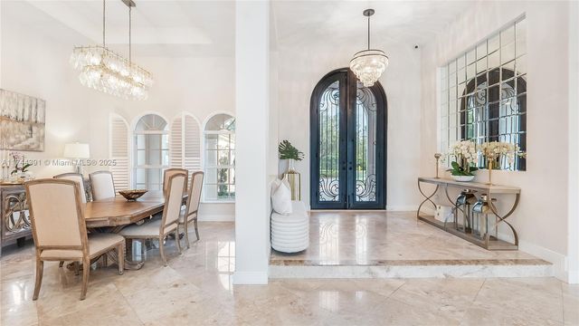 14443 S Jockey Cir S, Davie, FL 33330
