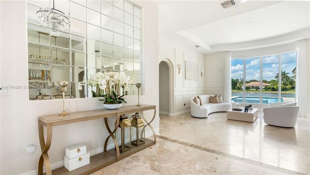 14443 S Jockey Cir S, Davie, FL 33330
