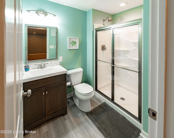 6639 Calm River Way, Louisville, KY 40299