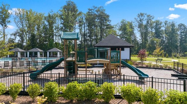 532 Silver Moon Drive, Loganville, GA 30052