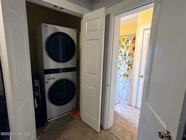 411 Spartanburg Avenue, Carolina Beach, NC 28428