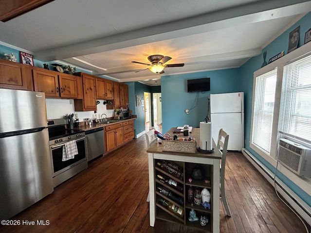 411 Spartanburg Avenue, Carolina Beach, NC 28428