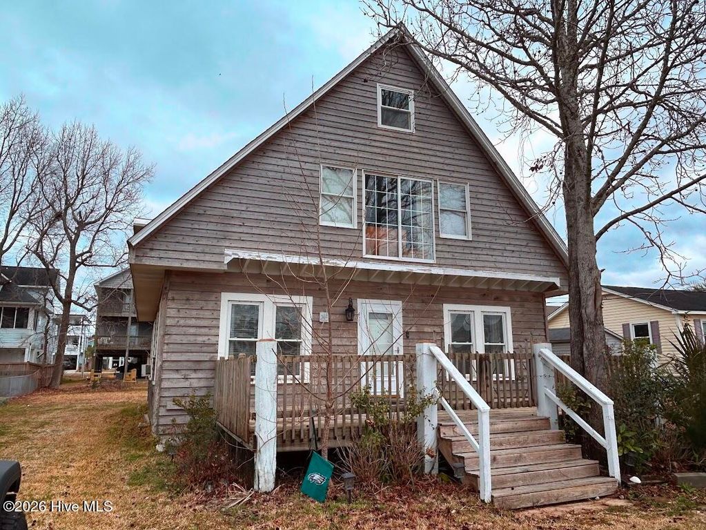 411 Spartanburg Avenue, Carolina Beach, NC 28428
