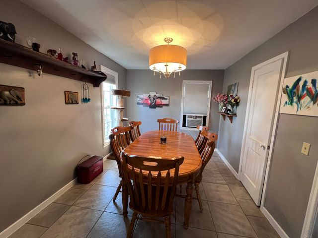 109 A BARTLEY LN, Fulton, MO 65251