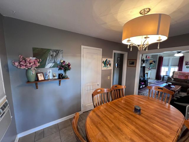 109 A BARTLEY LN, Fulton, MO 65251