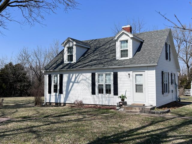 109 A BARTLEY LN, Fulton, MO 65251