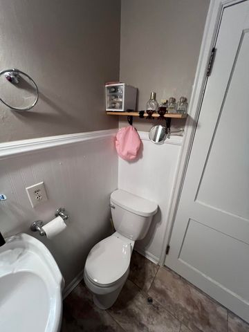109 A BARTLEY LN, Fulton, MO 65251
