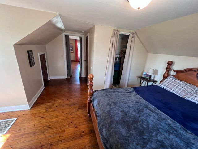 109 A BARTLEY LN, Fulton, MO 65251