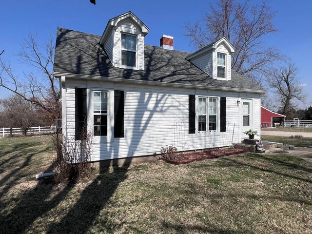 109 A BARTLEY LN, Fulton, MO 65251