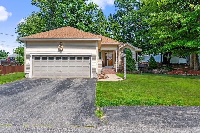 7 Hastings Lane, Nashua, NH 03064