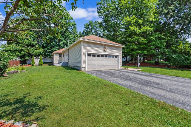7 Hastings Lane, Nashua, NH 03064