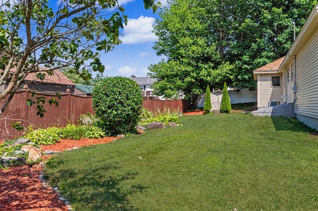 7 Hastings Lane, Nashua, NH 03064