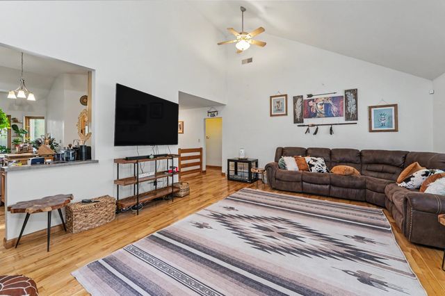 7 Hastings Lane, Nashua, NH 03064