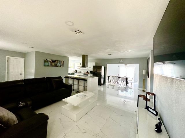 3871 SW 31st Court, West Park, FL 33023