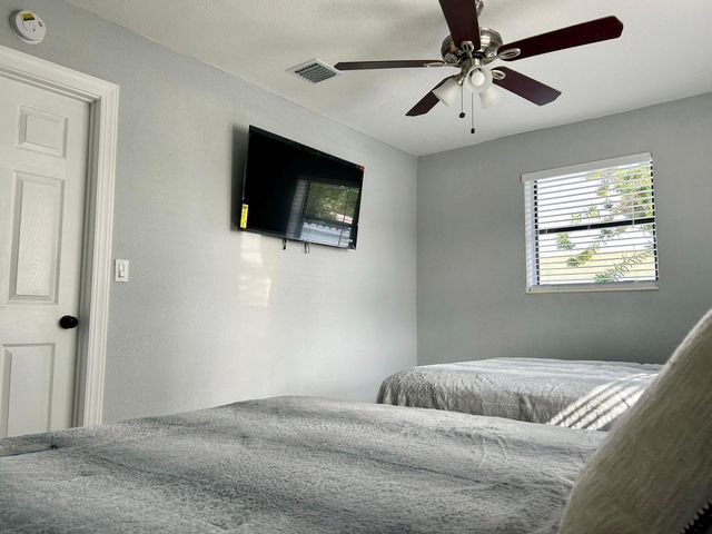 3871 SW 31st Court, West Park, FL 33023