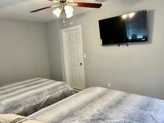 3871 SW 31st Court, West Park, FL 33023