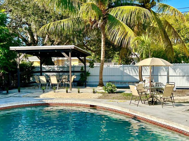 3871 SW 31st Court, West Park, FL 33023