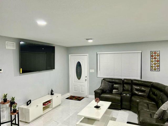 3871 SW 31st Court, West Park, FL 33023