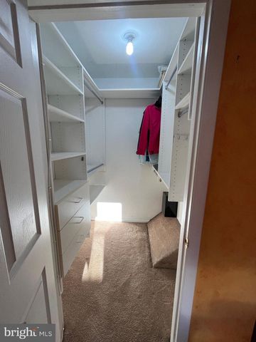 2012 HARBOUR DR, Palmyra, NJ 08065