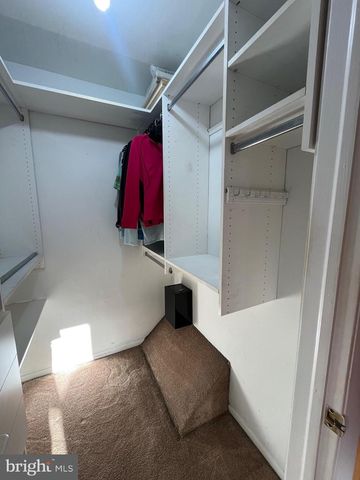 2012 HARBOUR DR, Palmyra, NJ 08065