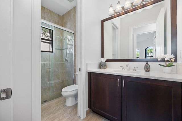 9590 Eden Roc Court, Delray Beach, FL 33446