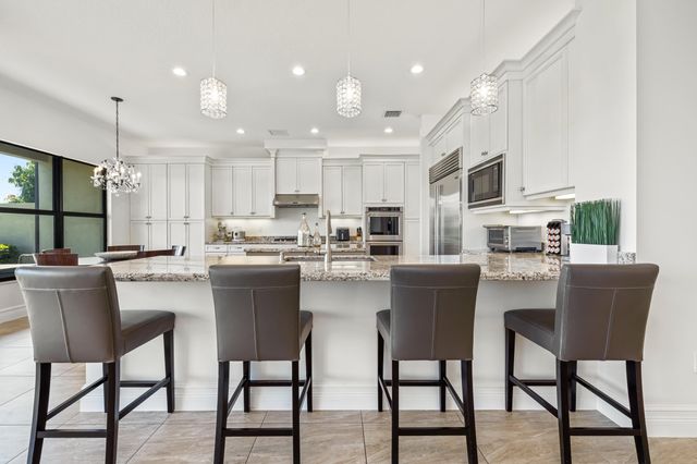 9590 Eden Roc Court, Delray Beach, FL 33446