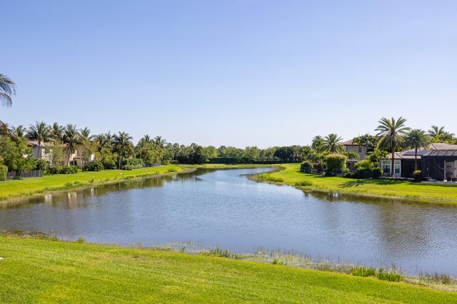 9590 Eden Roc Court, Delray Beach, FL 33446