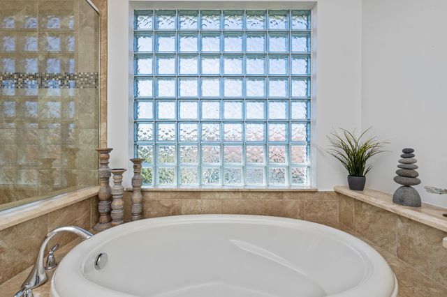 9590 Eden Roc Court, Delray Beach, FL 33446