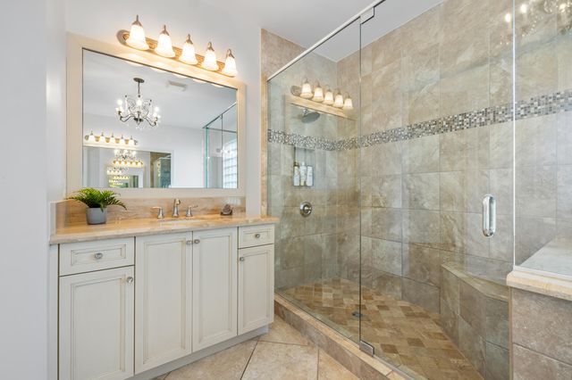 9590 Eden Roc Court, Delray Beach, FL 33446