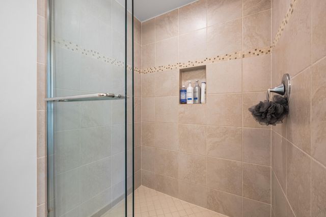 9590 Eden Roc Court, Delray Beach, FL 33446