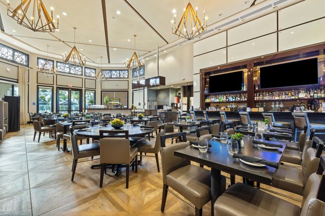 9590 Eden Roc Court, Delray Beach, FL 33446