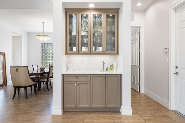 9590 Eden Roc Court, Delray Beach, FL 33446