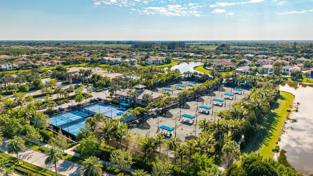 9590 Eden Roc Court, Delray Beach, FL 33446