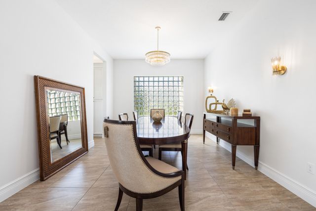 9590 Eden Roc Court, Delray Beach, FL 33446