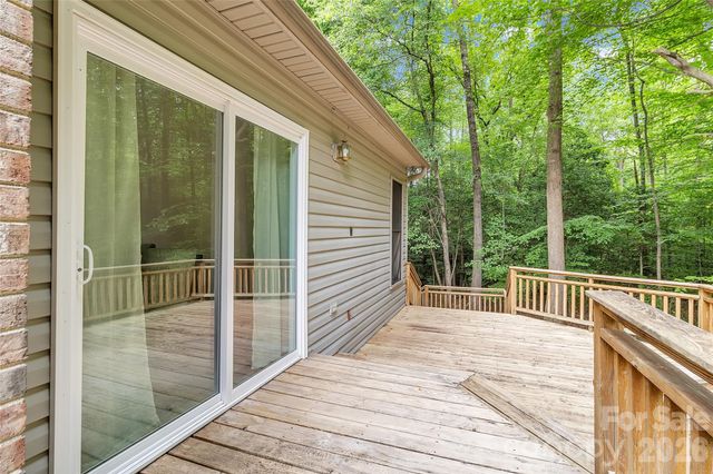 128 Spencer Woods Drive, Dallas, NC 28034