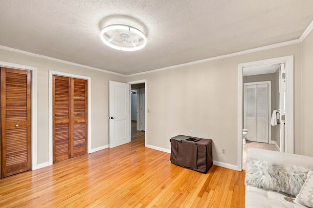 93 Leno Rd, Holland, MA 01521