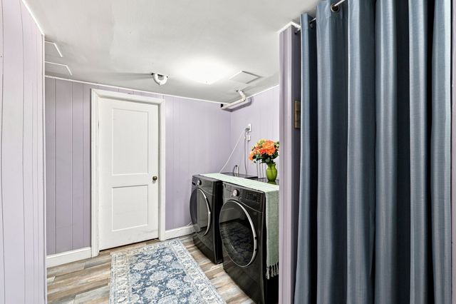 93 Leno Rd, Holland, MA 01521