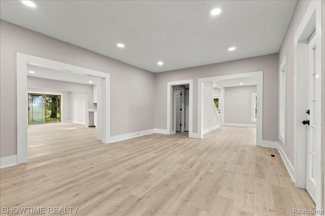 1865 N Blacks Corners Road, Imlay City, MI 48444