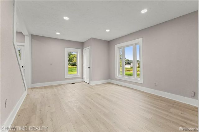 1865 N Blacks Corners Road, Imlay City, MI 48444