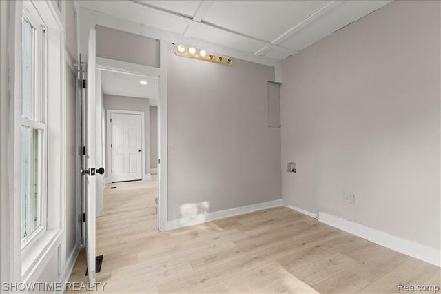 1865 N Blacks Corners Road, Imlay City, MI 48444