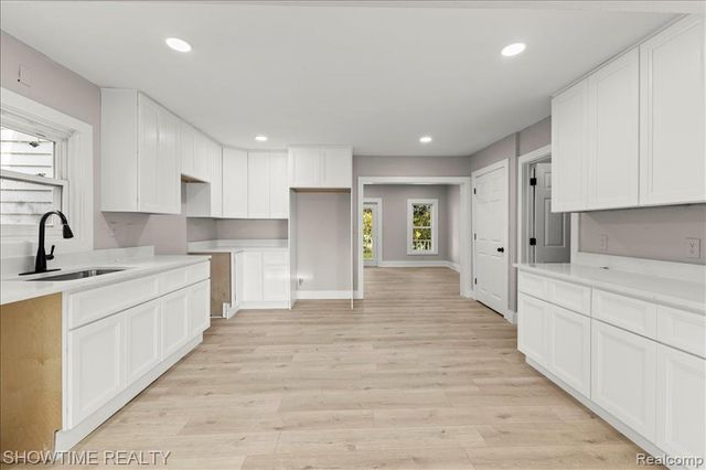 1865 N Blacks Corners Road, Imlay City, MI 48444