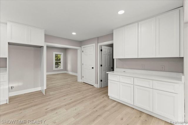 1865 N Blacks Corners Road, Imlay City, MI 48444