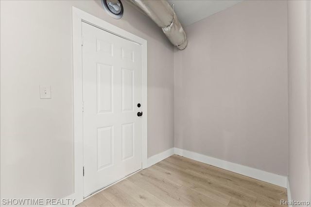 1865 N Blacks Corners Road, Imlay City, MI 48444