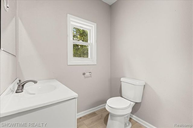 1865 N Blacks Corners Road, Imlay City, MI 48444